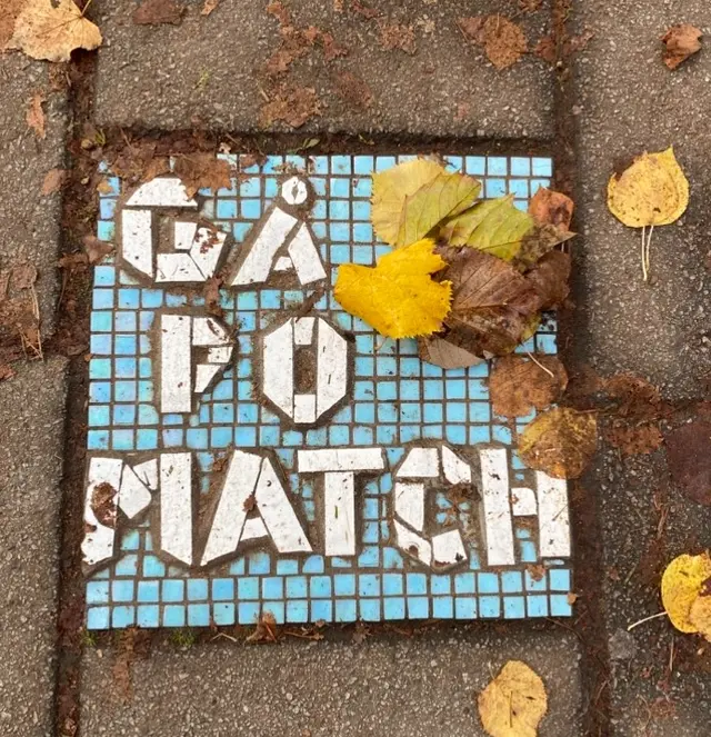 En Snapphane som Spanar - Ljuset som föddes för ett par år sedan