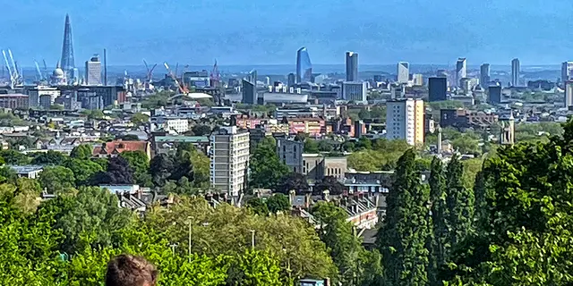 VfB är i London