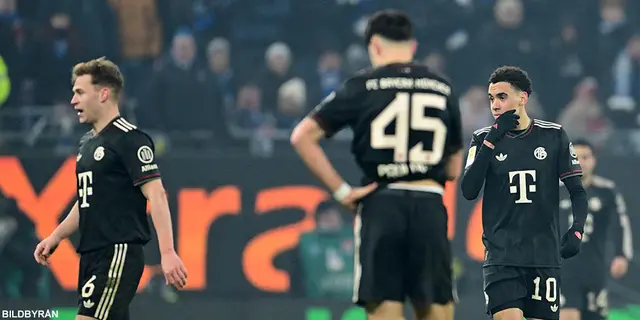 Domaren i fokus när 9-man Bayern kryssade mot Leverkusen